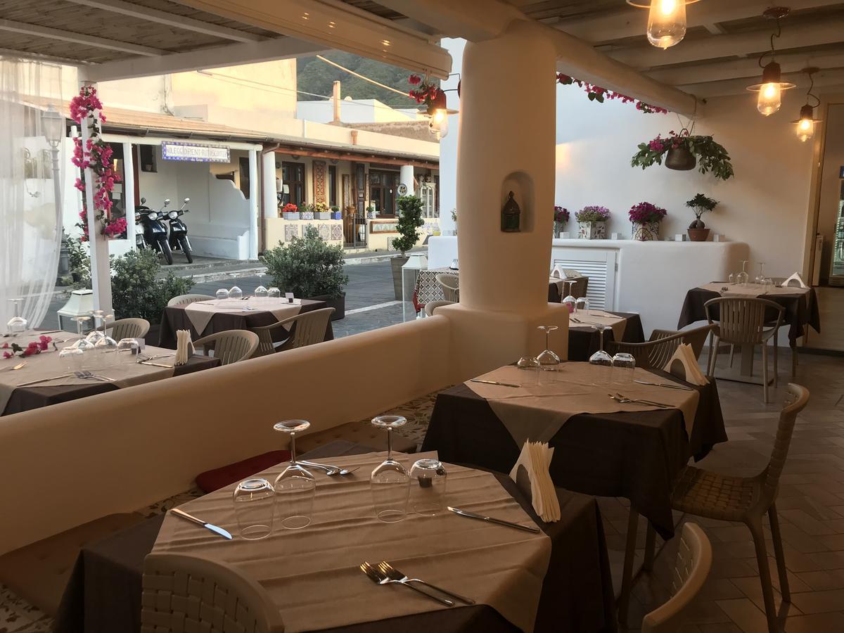 'A Alera Room & Breakfast Bed & Breakfast Malfa (Salina)