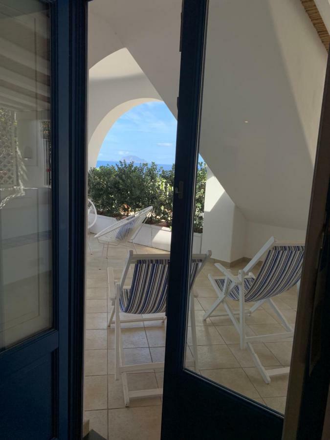 'A Alera Room & Breakfast Bed & Breakfast Malfa (Salina)