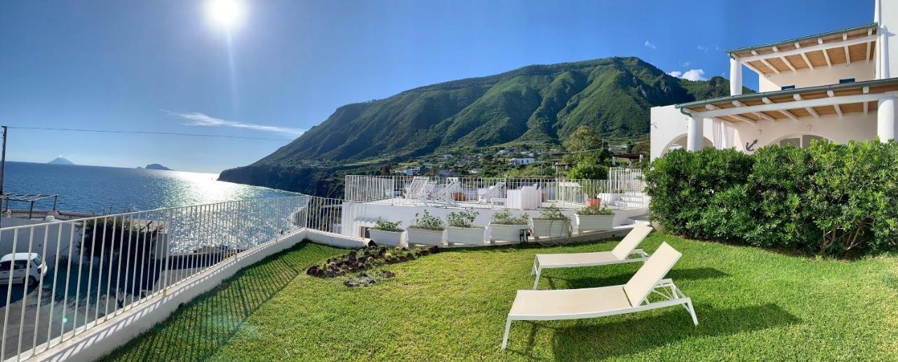 Bed & Breakfast 'A Alera Room & Breakfast Malfa (Salina)